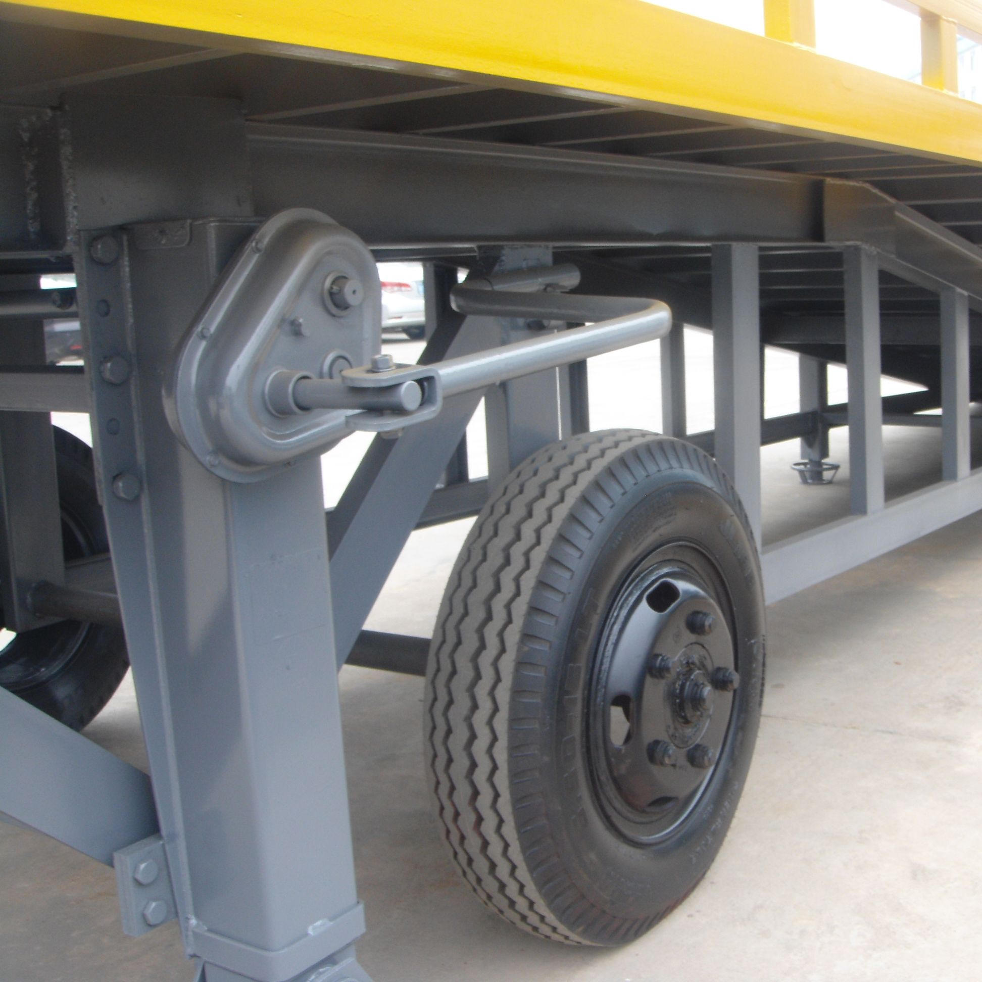 Rampa de muelle de carga hidráulica manual mecánica NIULI de 10 toneladas para carga de contenedores de camiones con carretilla elevadora